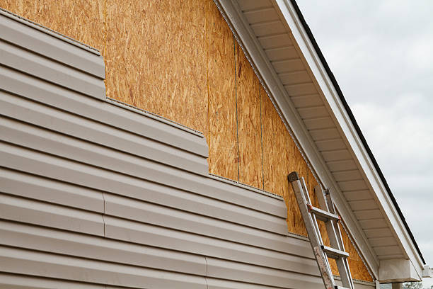 24/7 Emergency Vinyl Siding experts in Columbia Station, OH